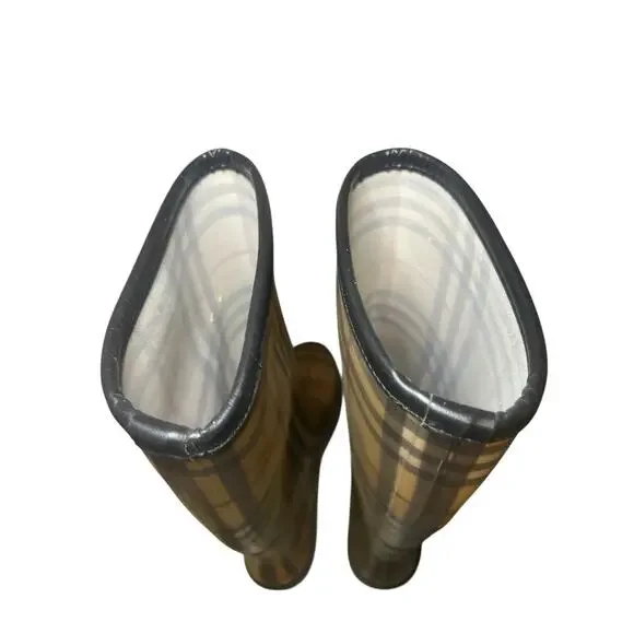 Burberry Haymarket Tall Rain Boots Nova Check Plaid Size 40 EUR/9.5 US - Picture 6 of 6